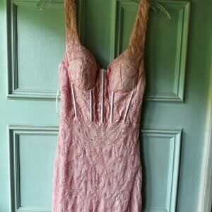 Pageant/Prom Dress Juniors/Wonens Size Medium Light Pink